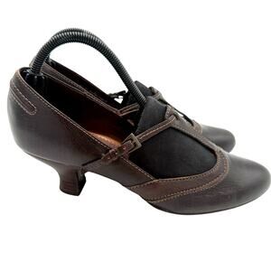 Clarks Brown Leather Mary Jane Gatsby Casual Kitten Heel Shoes Y2K 9.5